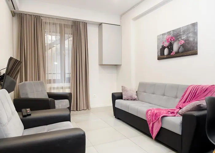 ➤ Stay Inn ✦ On Saryan Str. 26/3